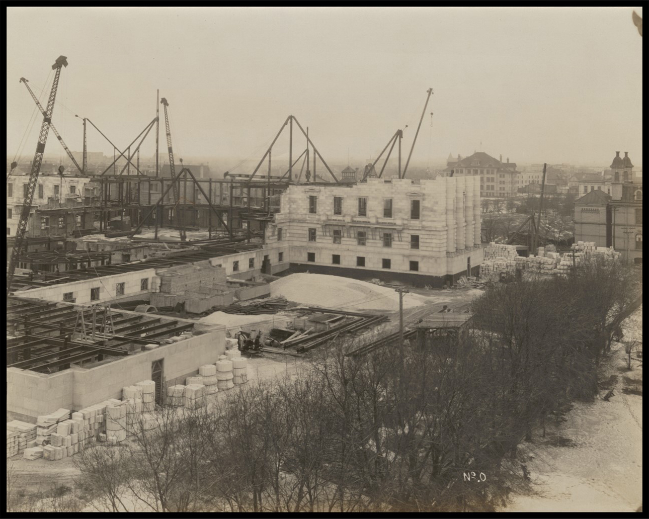 The Resilient Engine: Manitoba’s Historical Synthesis of Global Conflict, Energy Markets, and Construction Growth